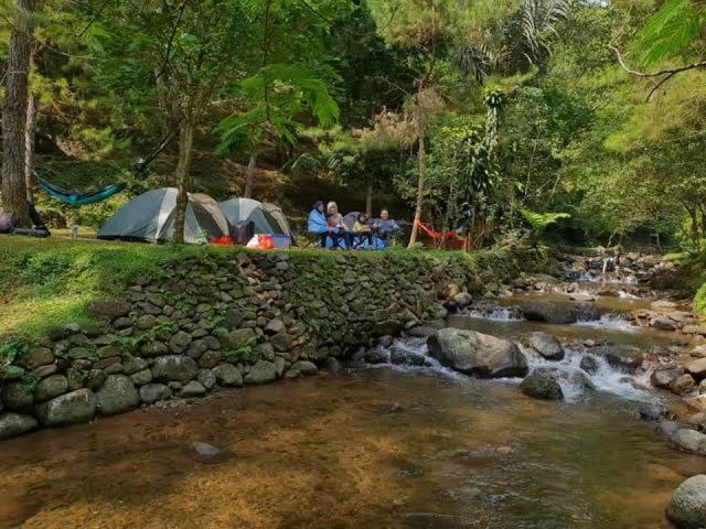 Tapian Ratu Camp Real บูกิตติงกี ภายนอก รูปภาพ
