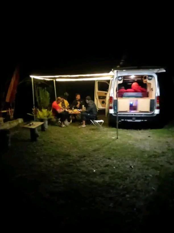Tapian Ratu Camp Real บูกิตติงกี ภายนอก รูปภาพ