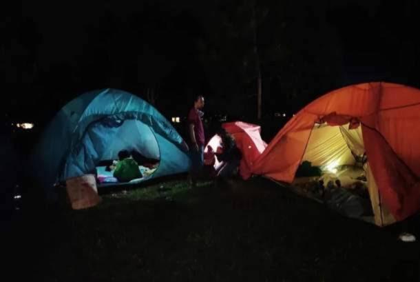 Tapian Ratu Camp Real บูกิตติงกี ภายนอก รูปภาพ